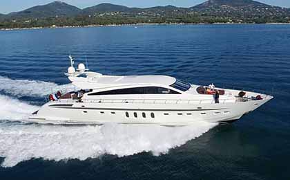 charter a sailing or motor luxury yacht eclat thumbnail