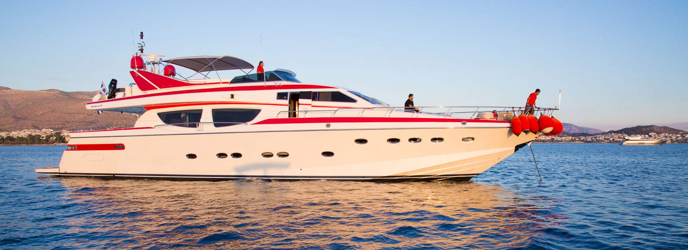 Albator-Motor-Charter-a-yacht-slider-01.jpg