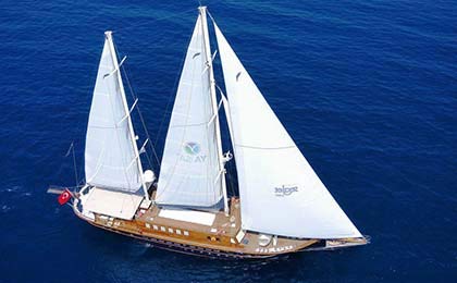 charter a sailing or motor luxury yacht sea dream thumbnail
