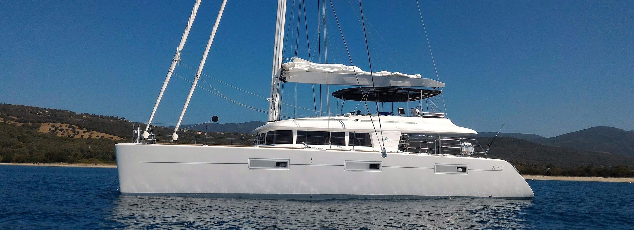 Vacoa Sailing Yacht for Charter Caribbean Sea slider 3