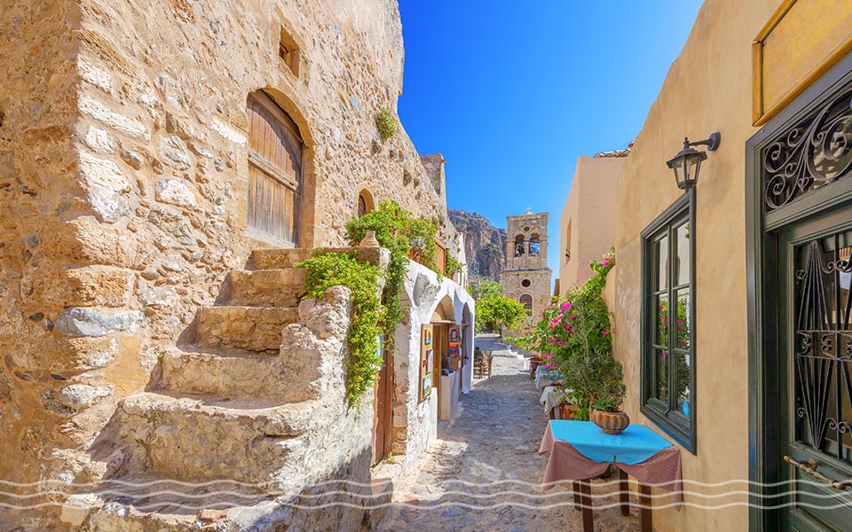 Sardinia Yacht Charter Highlight Bavella