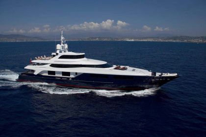 motor yacht burkut